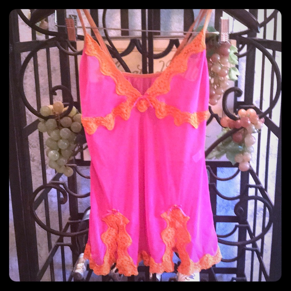 HOT PINK AND NEON ORANGE NIGHTY.